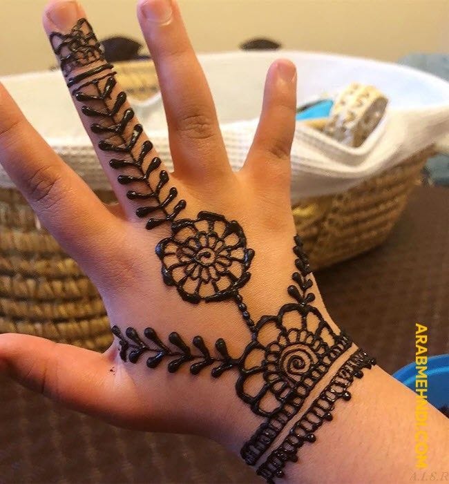 Flower Trail Mehndi Design for Kids